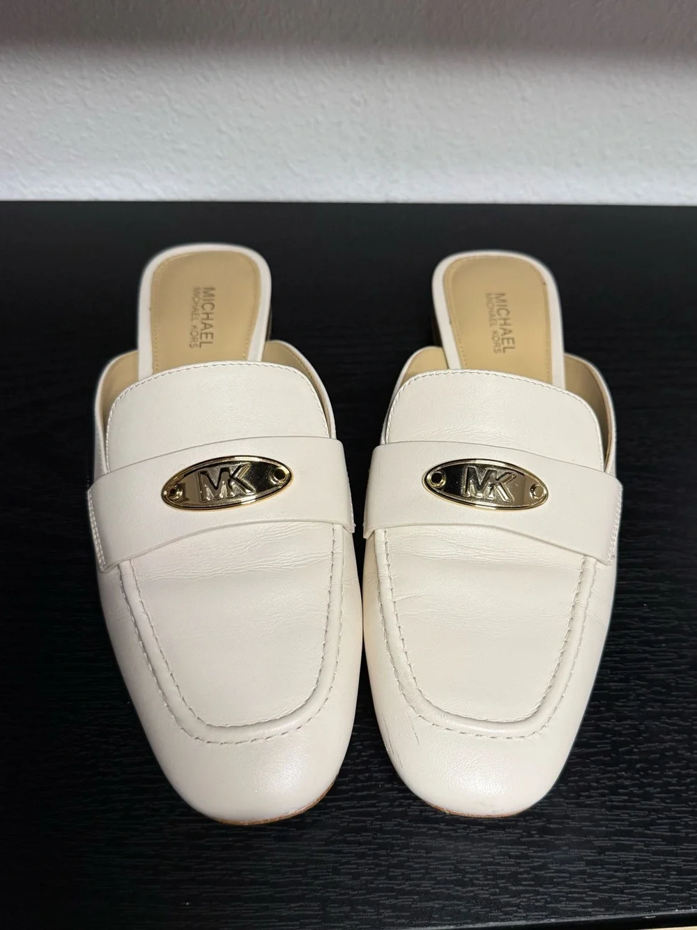 Michael Kors Tiffanie White Leather Mule Loafers Size 6